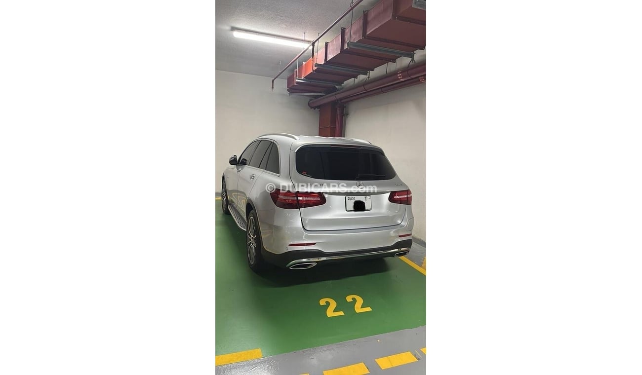 مرسيدس بنز GLC 350 Glc350e 2.00l