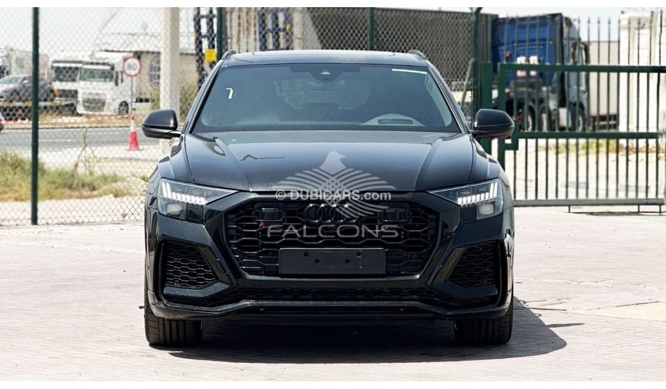 Audi Q8 4.0L-RS-V8-AT