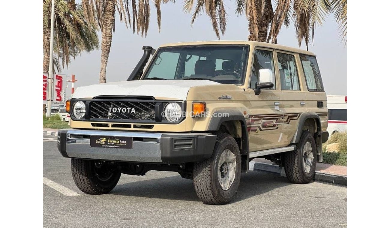 تويوتا لاند كروزر هارد توب LC76 4.0L PTR M/T // 2024 // HIGH OPTION WITH DVD & BACK CAMERA , POWER WINDOWS , COOL BOX // SPECIA