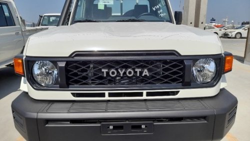 Toyota Land Cruiser Pick Up