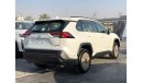 Toyota RAV4 XLE Toyota RAV4 2.0L 4x4 white 2022