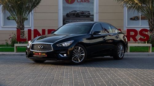 Infiniti Q50 Luxe V37