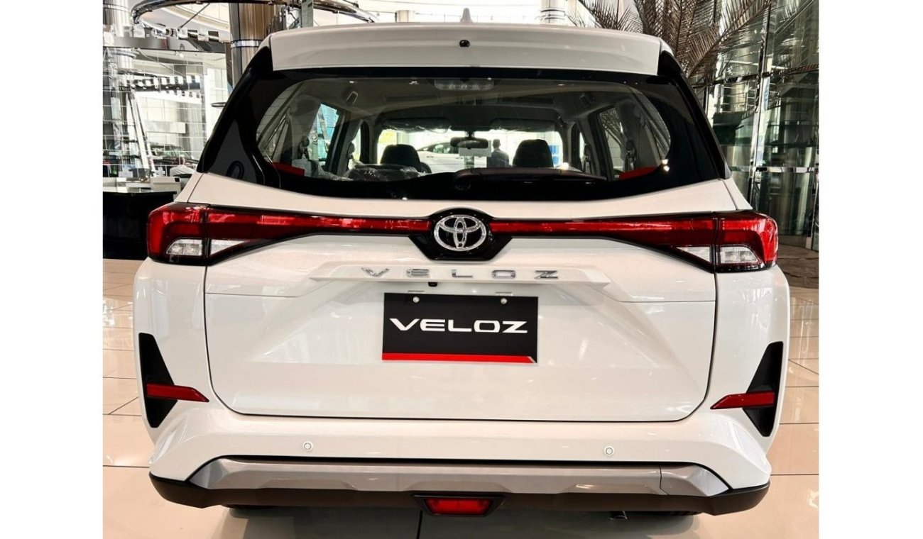 تويوتا فيلوز TOYOTA VELOZ 1.5T PETROL GCC 0KM 7SEATER