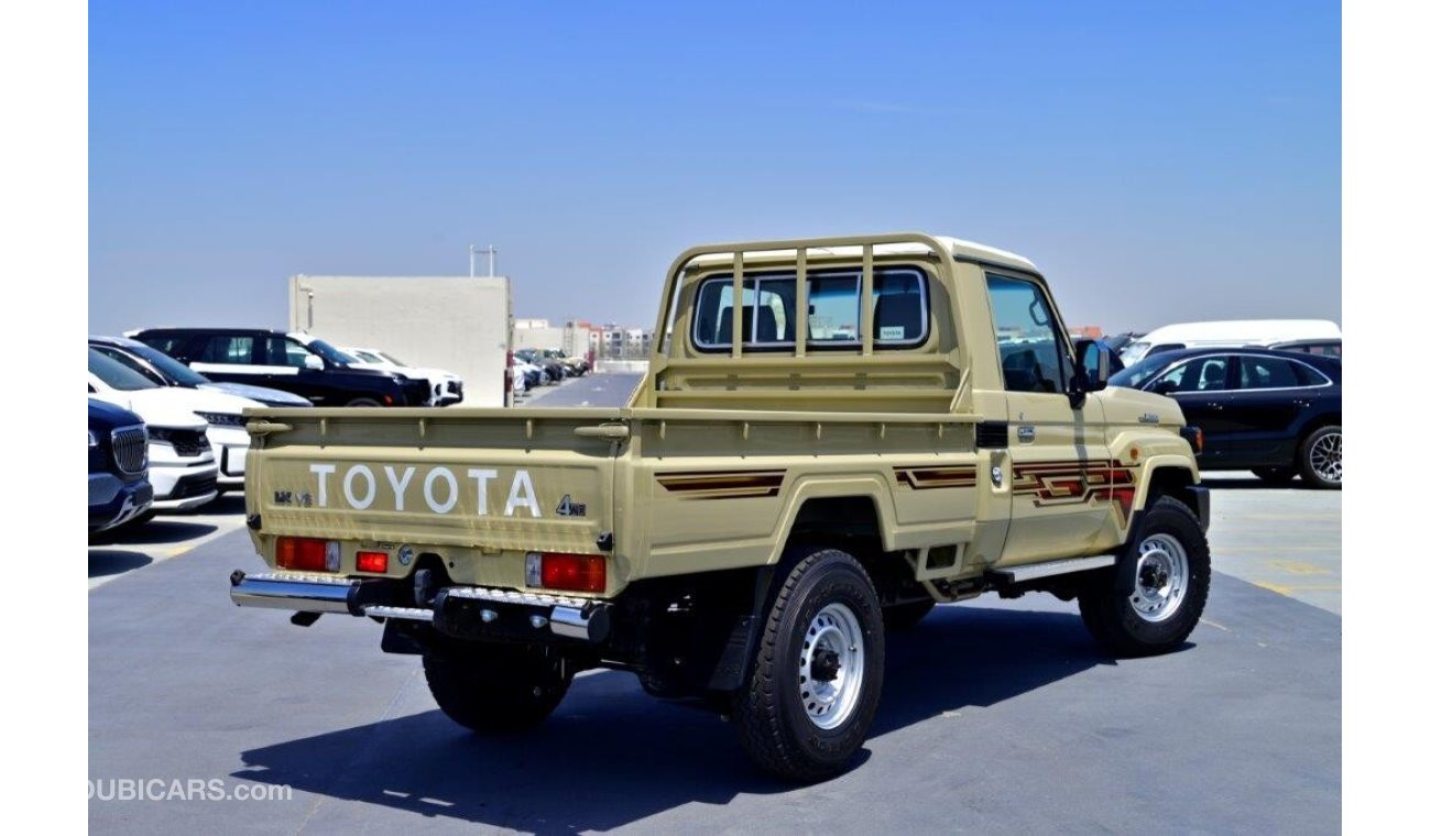 Toyota Land Cruiser Pick Up 79 Single Cab Pickup DLX 2.8L Turbo Diesel 4WD Automatic