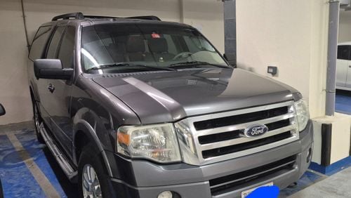 Ford Expedition EL XLT 5.4L