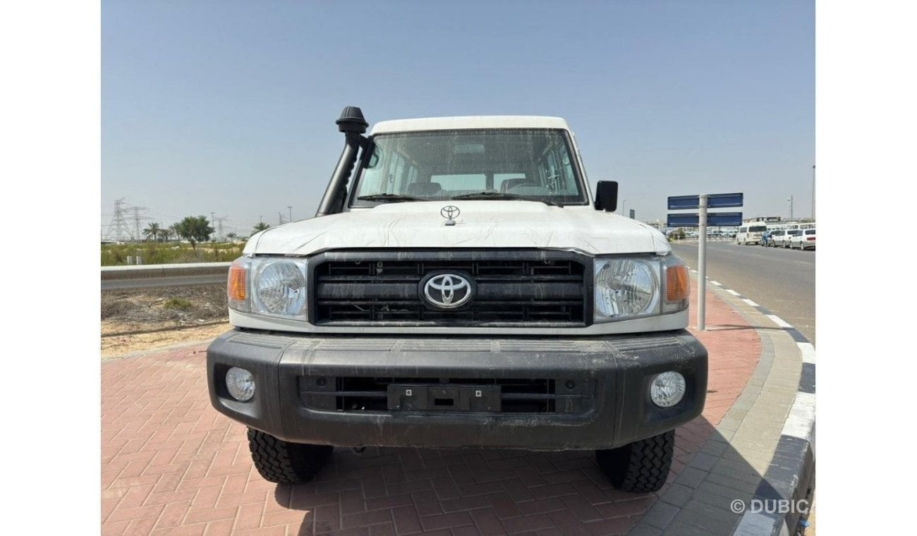 تويوتا لاند كروزر هارد توب Toyota Land Cruiser78  4.2L