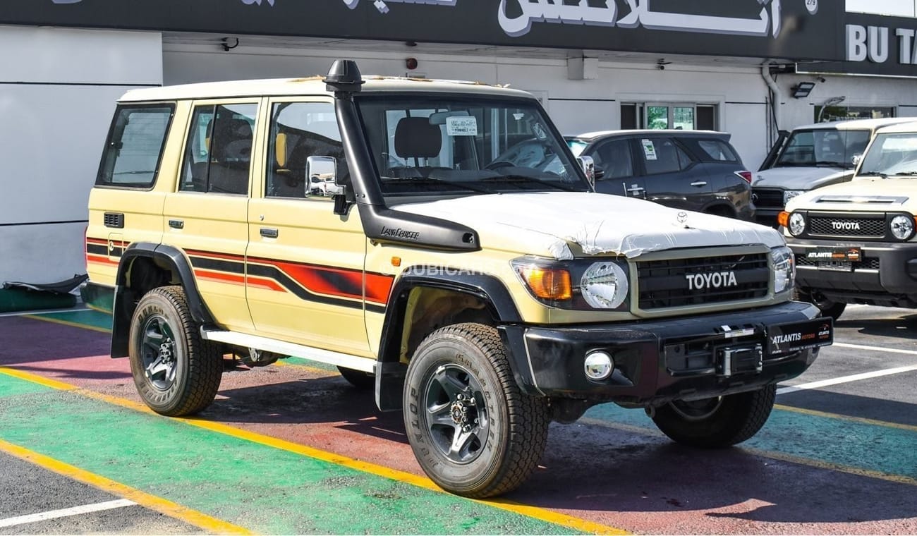 Toyota Land Cruiser Hard Top 4.0L V6 Petrol