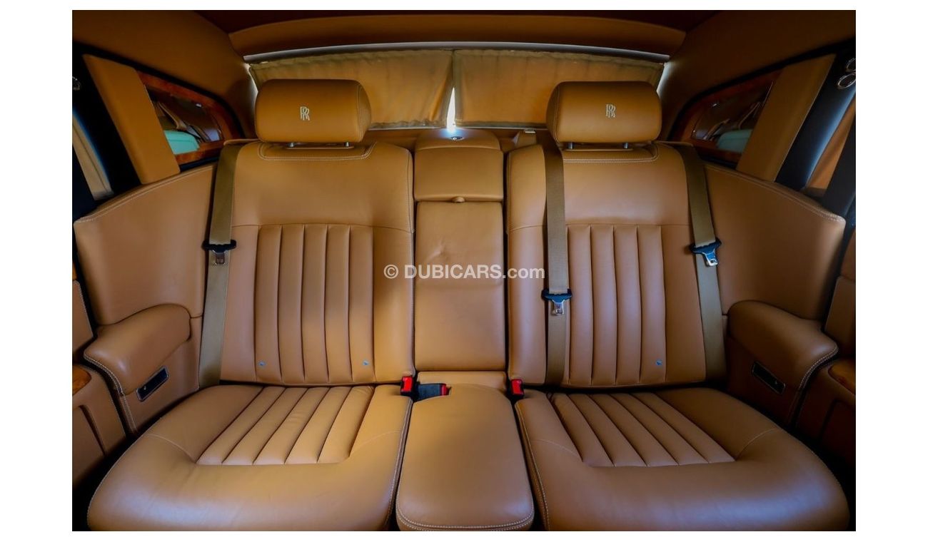 رولز رويس فانتوم Rolls-Royce Phantom 2010 GCC Flood Free.