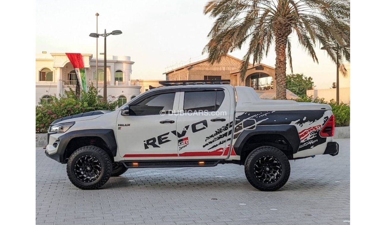 Toyota Hilux Toyota hilux 2021 model LHD facelift to 2024 white color