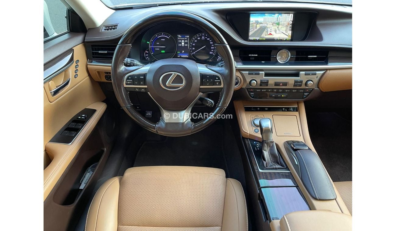 Lexus ES300h PLATINUM / HYBRID / JAPAN / IN PERFECT CONDITION