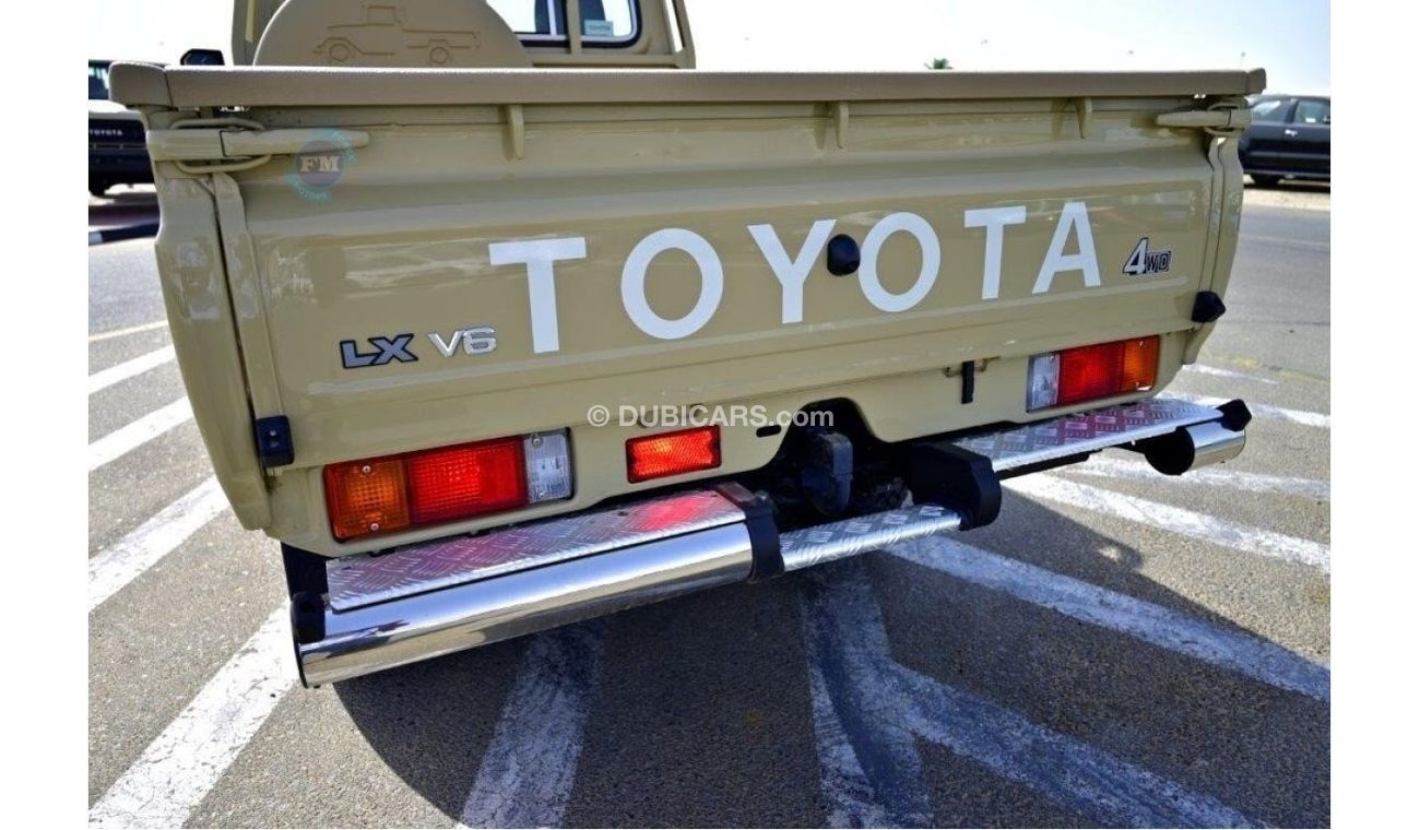 Toyota Land Cruiser Pick Up 79 Single Cab DLX