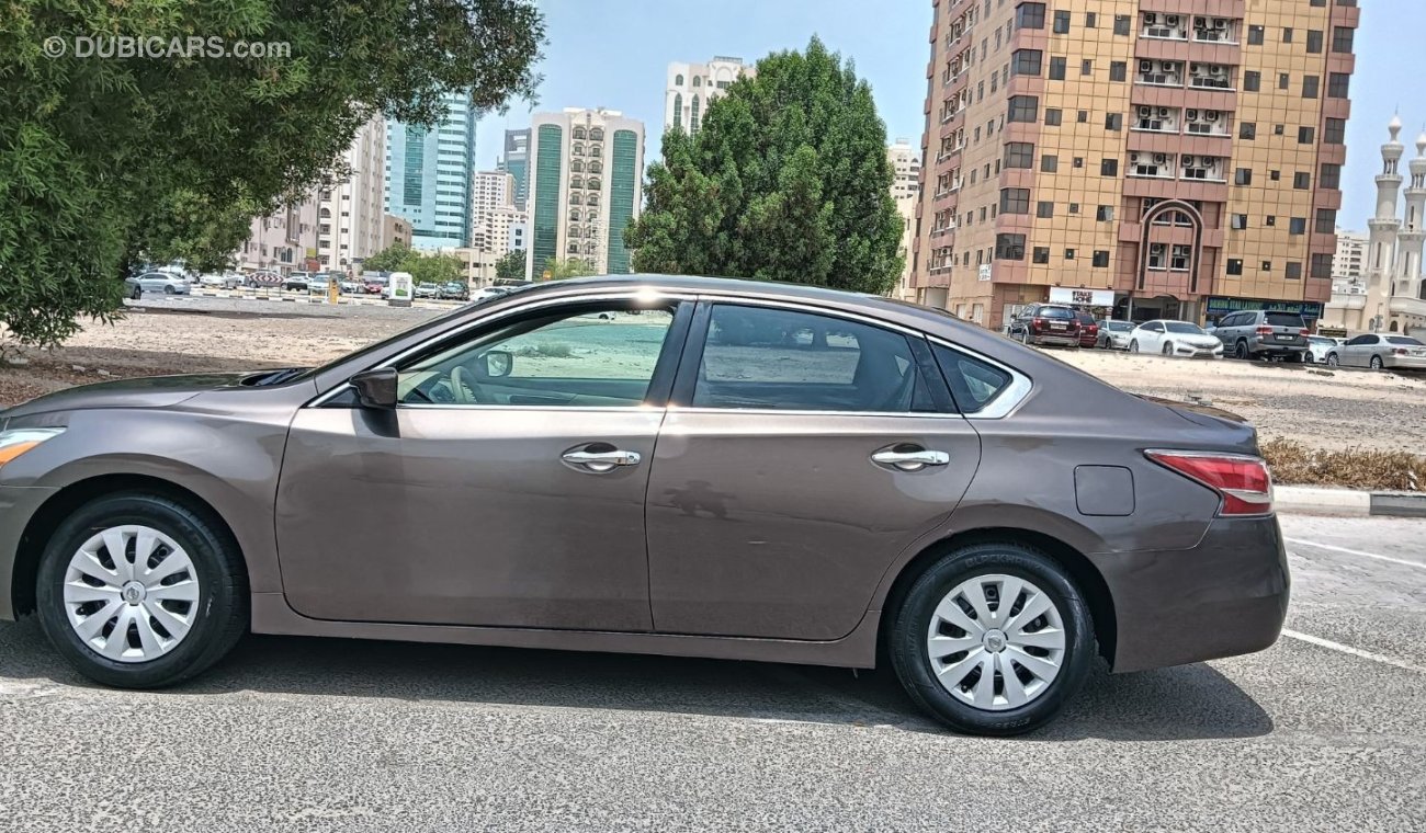 نيسان ألتيما 2014 Nissan Altima S (L33), 4dr Sedan, 2.5L 4cyl Petrol, Automatic, Front Wheel Drive