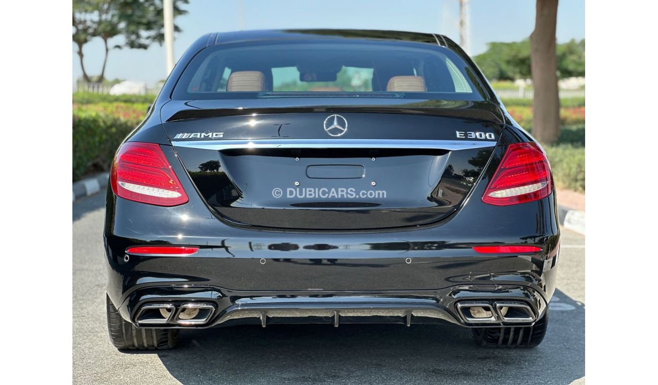 مرسيدس بنز E300 Mercedes E300 AMG Kit 2020 GCC 2.0L 4Cly