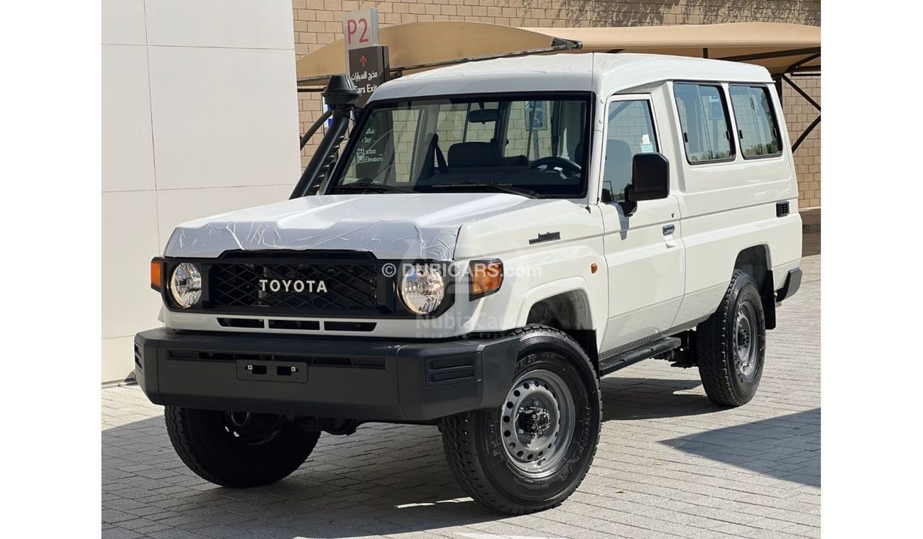 Toyota Land Cruiser Hard Top 2024 Toyota Land Cruiser LC78 E (3-Door) Hardtop 4.0L V6 Petrol M/T 4x4 Only For Export