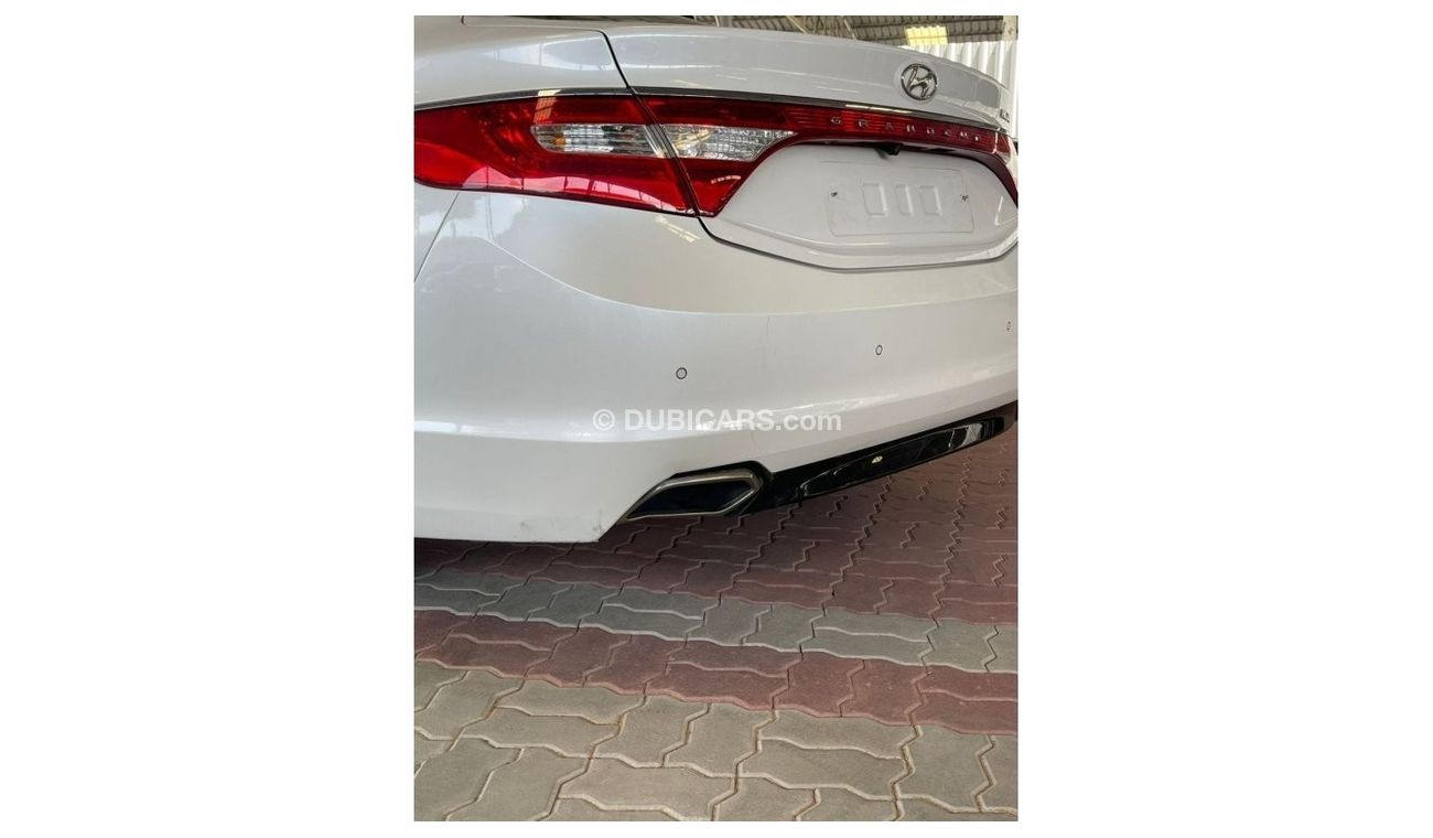 Hyundai Grandeur HYUNDAI GRANDEUR 2016/2.5/V4/KOREA SPECS