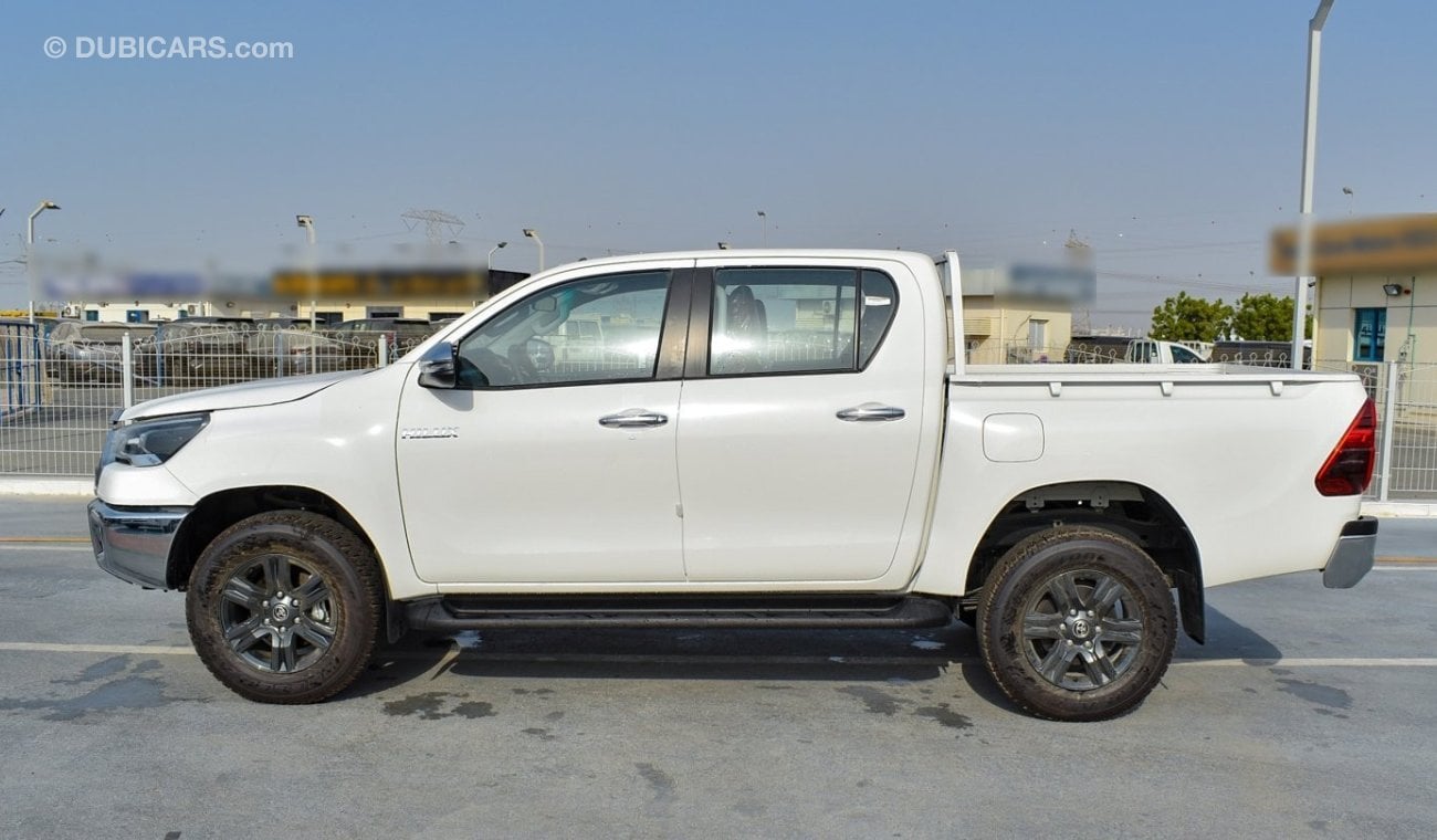 Toyota Hilux SR5 - 2.7l - Manual - Climate Control - Alloy - LED Headlights - Red Interior