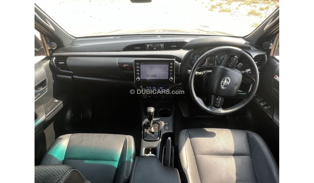 تويوتا هيلوكس Toyota Hilux pickup 2022 . 2.8 Diesel in excellent condition