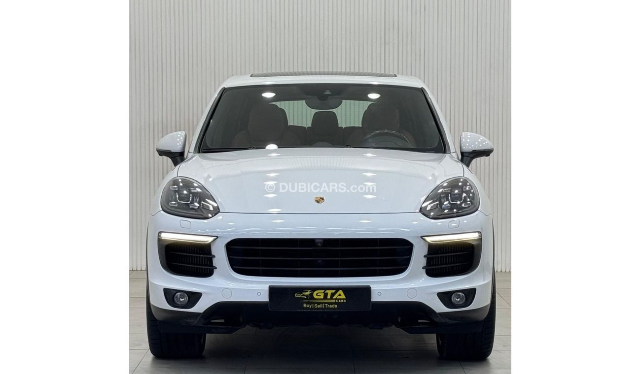 Porsche Cayenne S 3.6L 2016 Porsche Cayenne S, Full Service History, Carbon Fiber Package, Very Low Kms, GCC