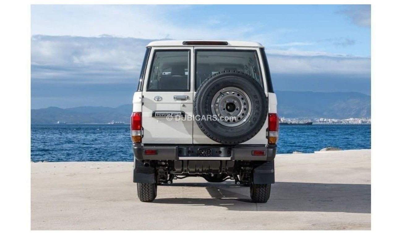 تويوتا لاند كروزر هارد توب Land Cruiser Hard Top LC76 4.5L 5door Diesel V8 2024 0KM