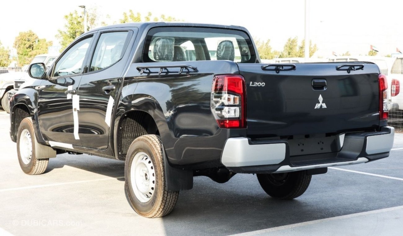 ميتسوبيشي L200 DCab 2.5L Diesel Manual Basic Black