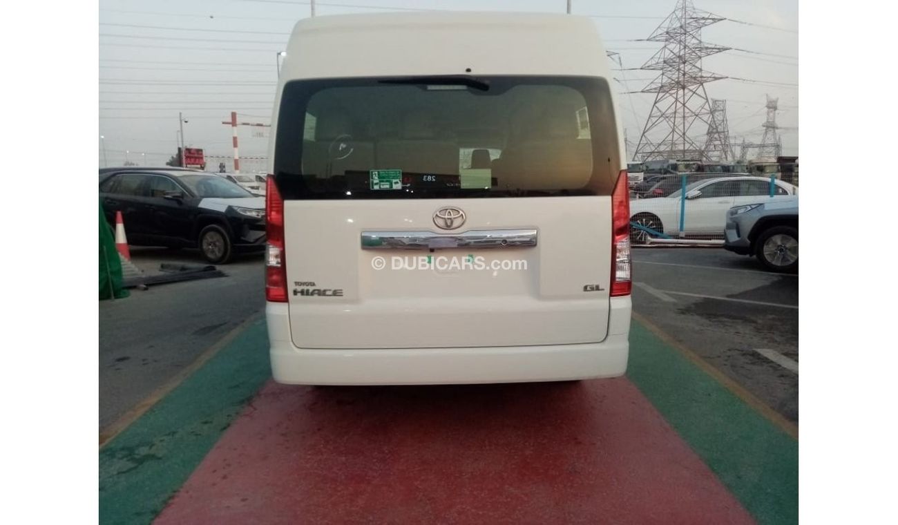 Toyota Hiace Toyota Hiace GL 2022  High Roof New Shape White color 2.8L diesel ,, 4 Cylinder