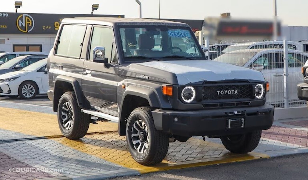 Toyota Land Cruiser 71 AT 4.0L GAS V6 3DOOR