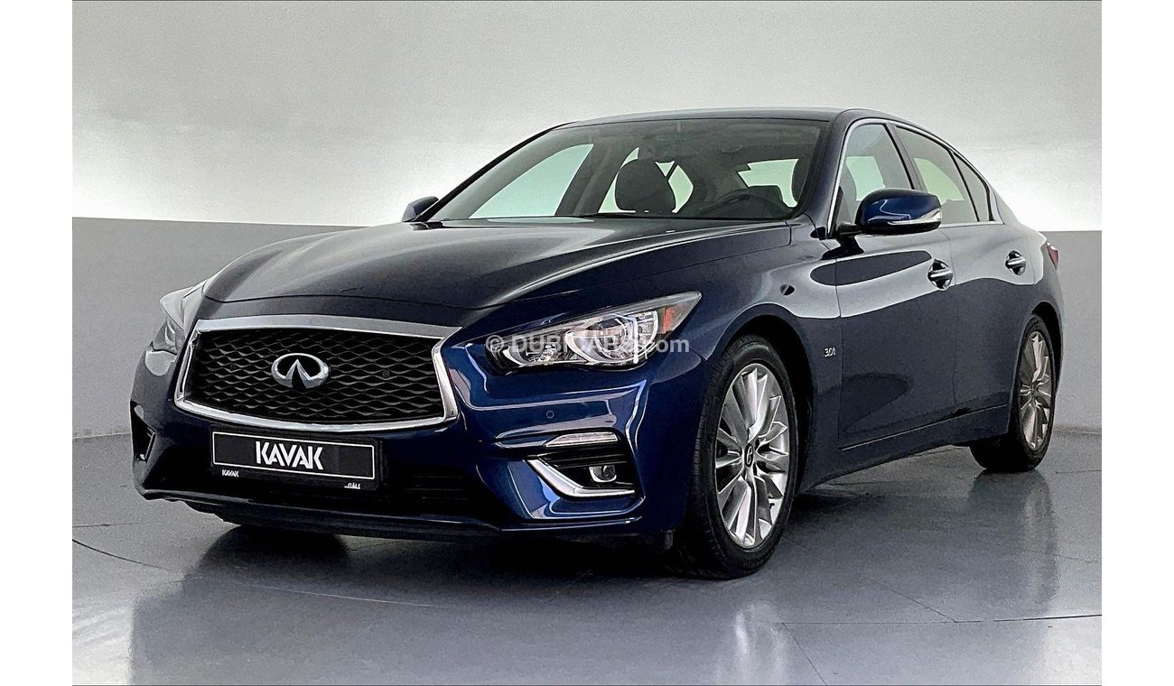 Infiniti Q50 Premium / Luxe