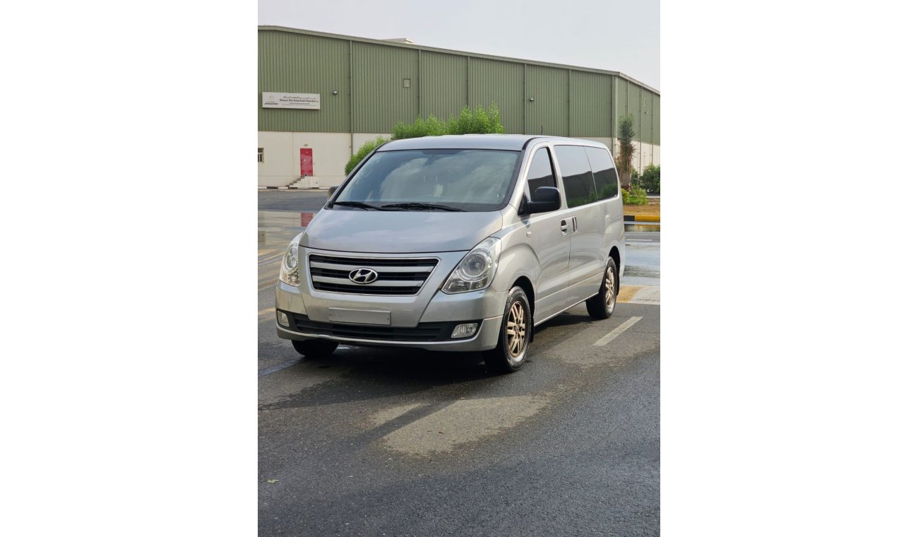 Hyundai H1 Starex