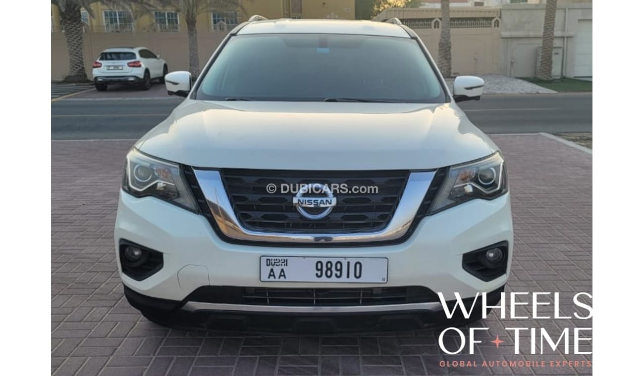 نيسان باثفايندر 2017 Nissan Pathfinder SL 3.5L V6 Petrol full option American Spec