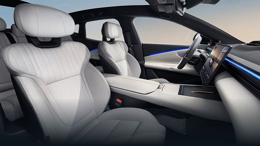 Lynk & Co Z10 interior - Seats