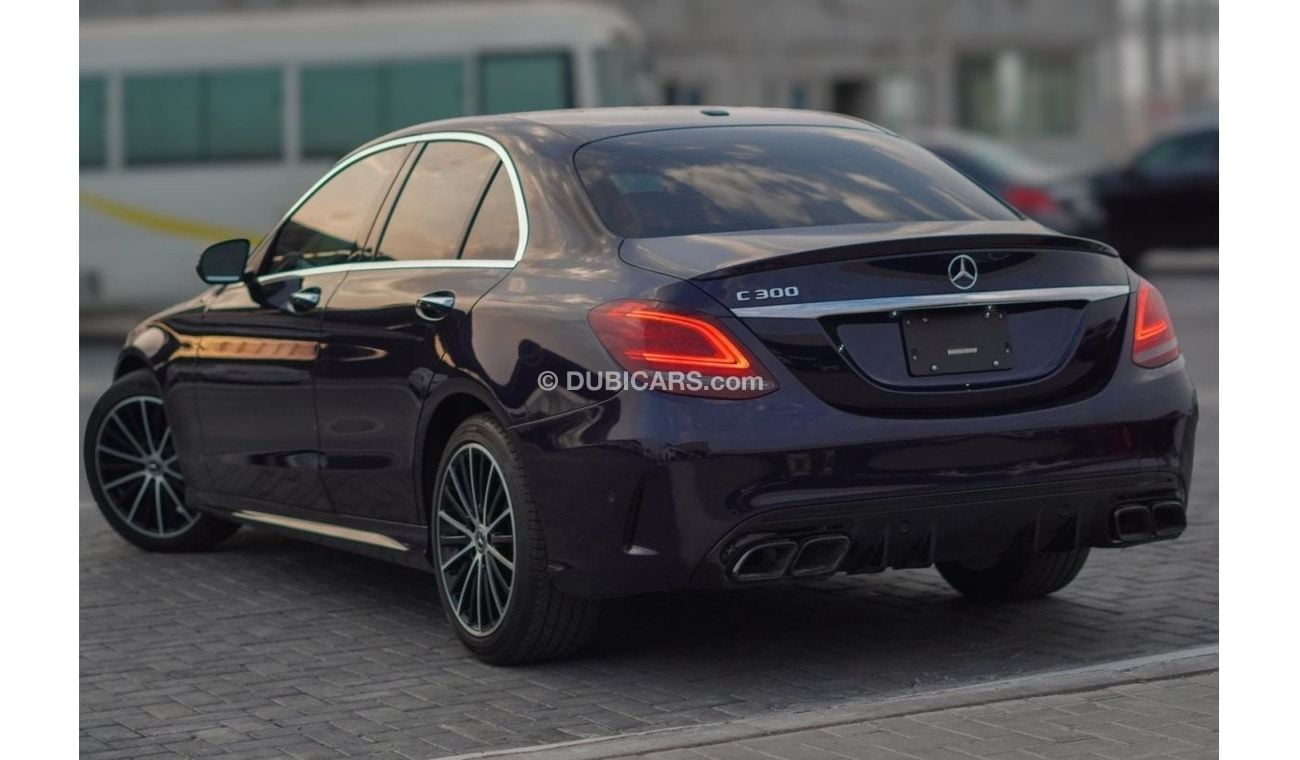 مرسيدس بنز C 300 Std 2.0L (258 HP)