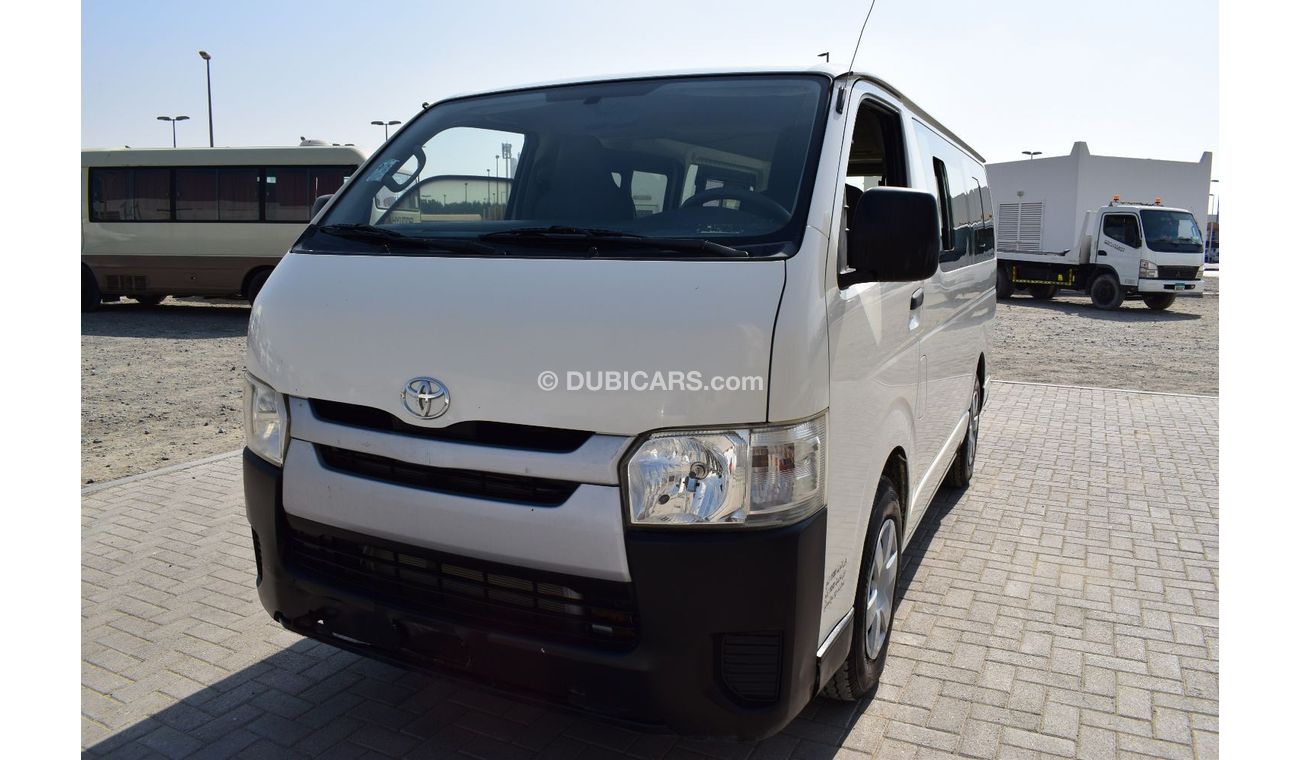 Toyota Hiace GL - Standard Roof Toyota Hiace 13 seater Bus, Model:2014. Excellent condition