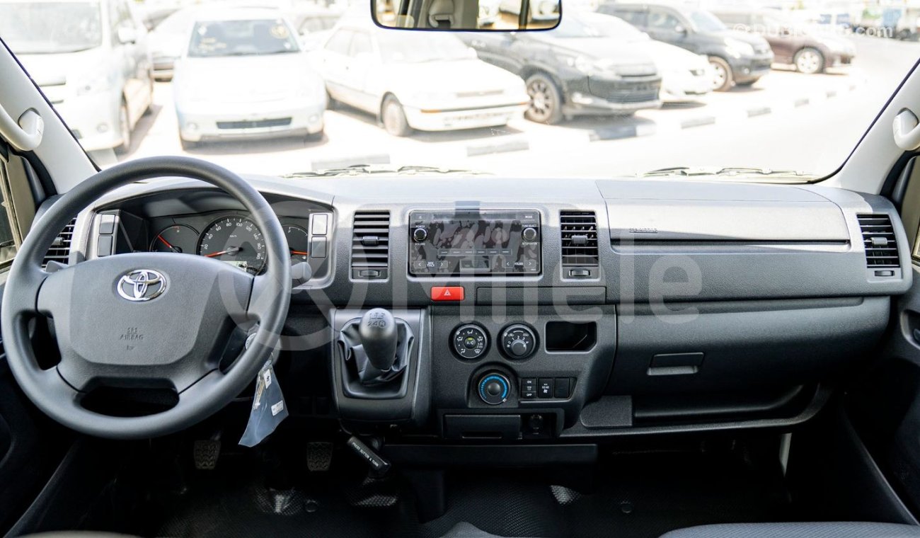 Toyota Hiace STD 2.5L DIESEL 15-SEATER: 15" STEEL RIMS, FABRIC SEATS, A/C, DUAL AIRBAGS