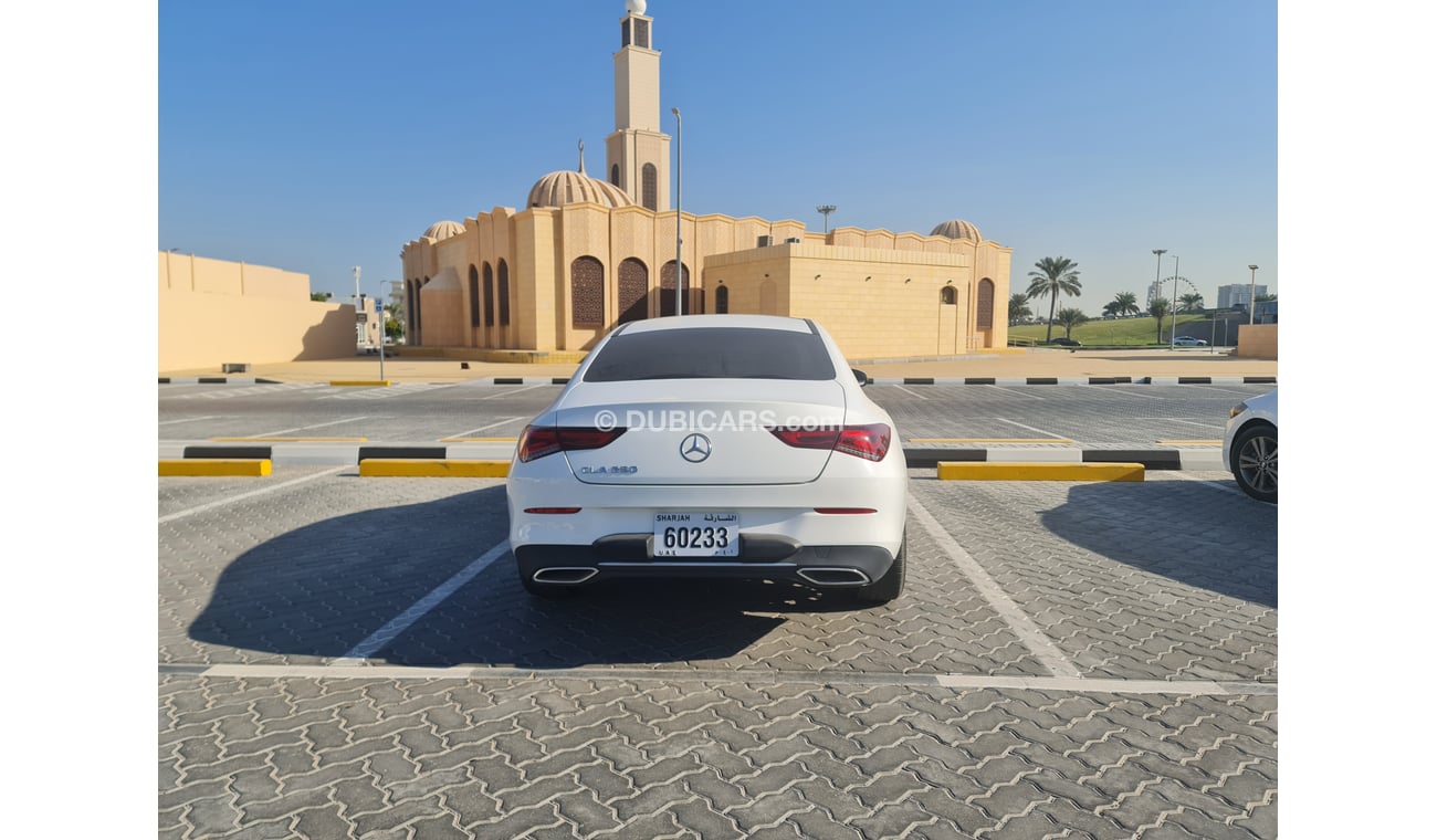 Mercedes-Benz CLA 250 Premium 2.0L ( CYL)