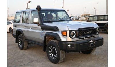 تويوتا لاند كروزر هارد توب 76 LX-G 4.0L Petrol Automatic