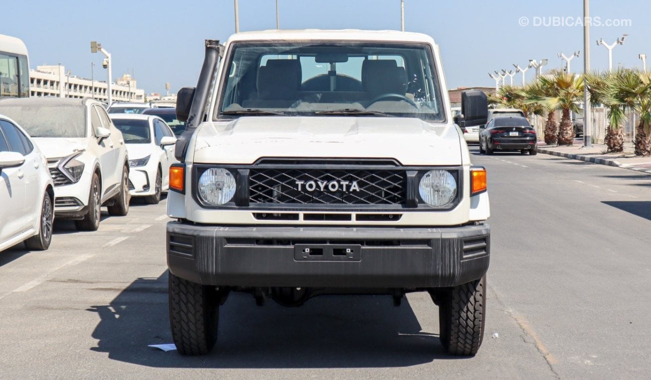 Toyota Land Cruiser Pick Up LC79 Pickup 4.5L Diesel V8 Basic Option