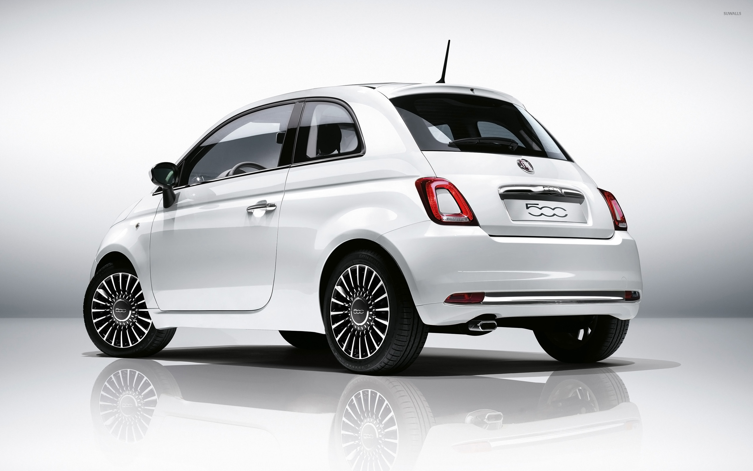 أبارث 500C exterior - Rear Right Angled