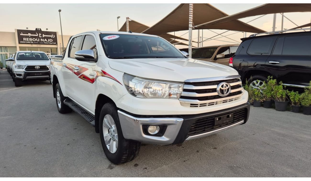 تويوتا هيلوكس Toyota Hilux 2016 GL 2.7L Double Cab Utility 4WD clean car no any work required just buy and drive a