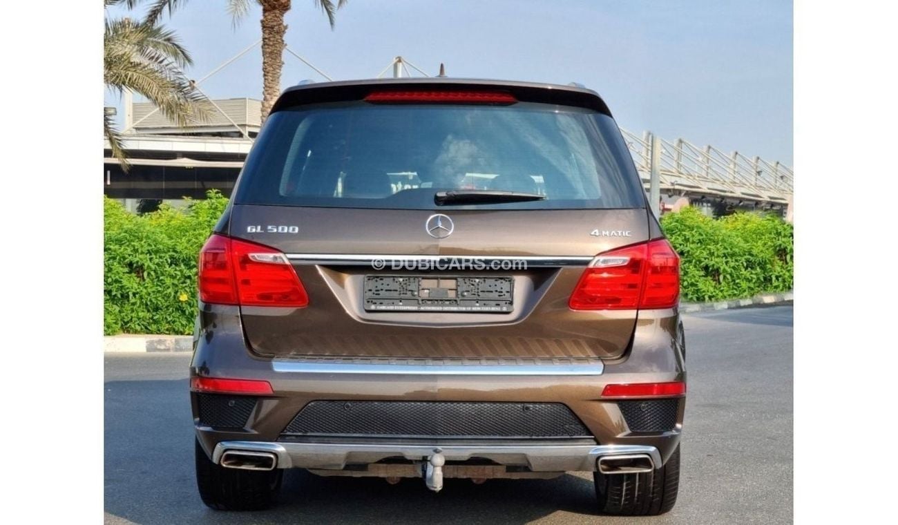 Mercedes-Benz GL 500 4 MATIC V8 - FULL OPTION - GCC SPECIFICATION - EXCELLENT CONDITION