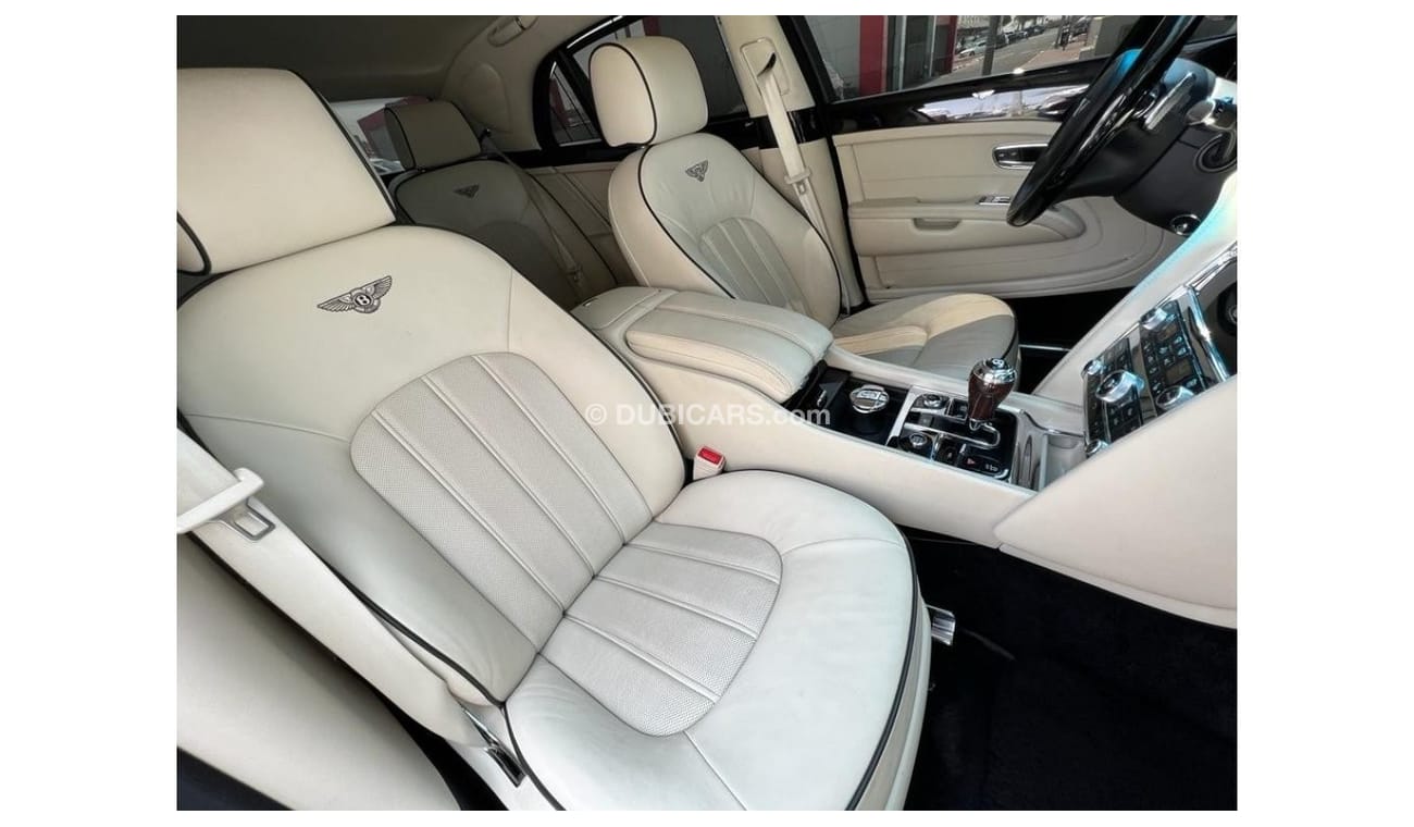 Bentley Mulsanne BENTLEY MULSANNE 2012 V8 TOP OF THE RANGE SPEICAL EDDITION