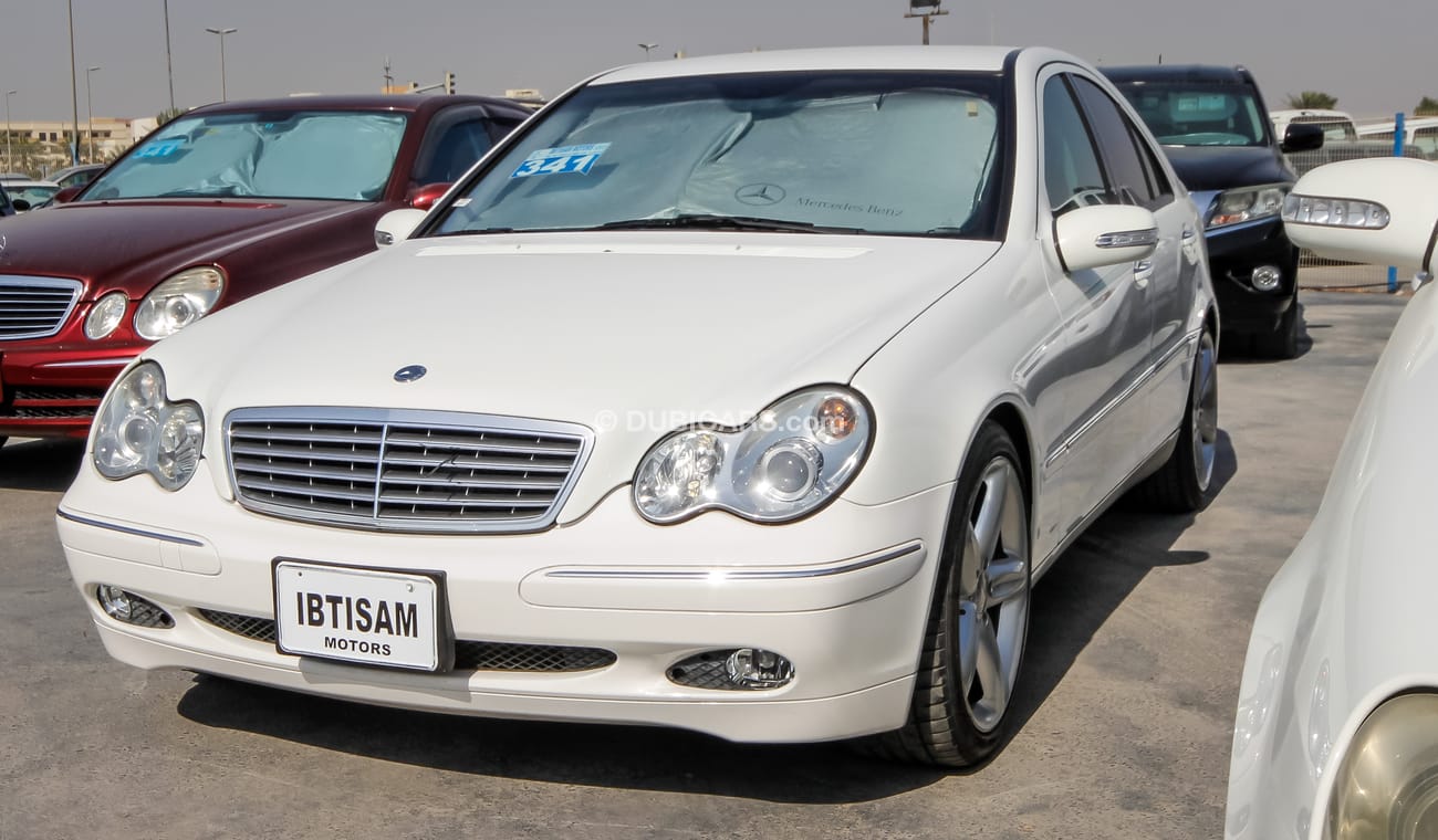 Mercedes-Benz C200 With C240 Badge