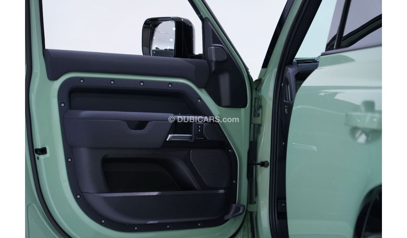 لاند روفر ديفندر 2023 Land Rover Defender 75th Edition