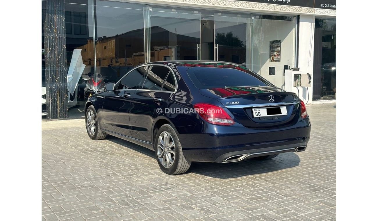 Mercedes-Benz C 300 Luxury 2.0L