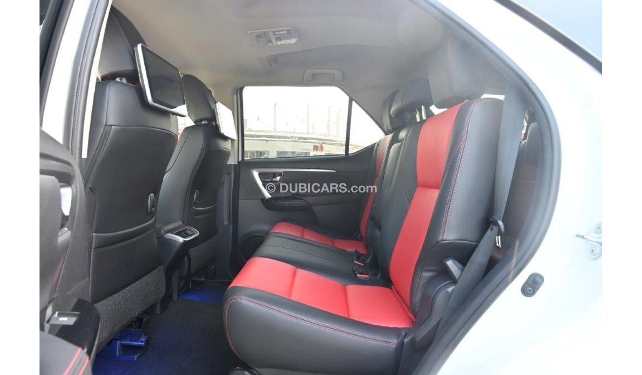 تويوتا فورتونر 2024 MODEL TOYOTA FORTUNER LEGENDER VXR V6 4.0L PETROL 7 SEAT AUTOMATIC