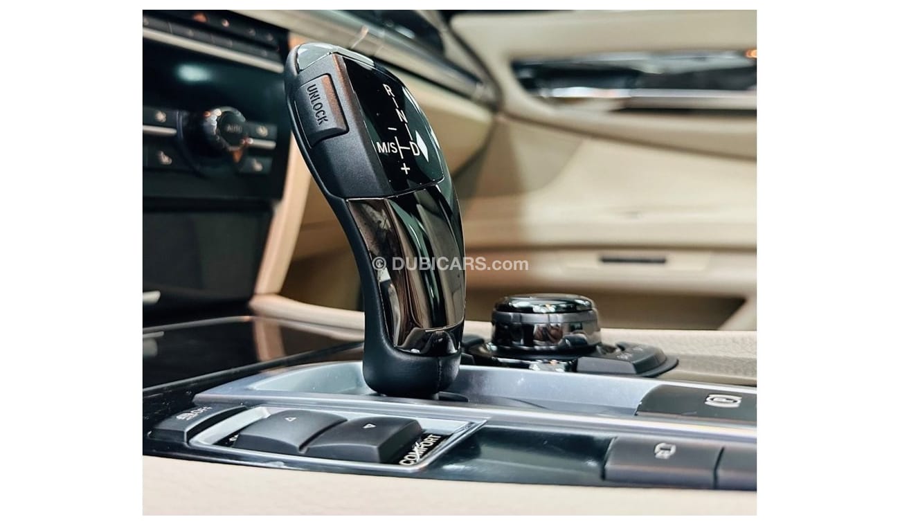 BMW 750Li Exclusive GCC .. Low  Milgea .. Perfect Condition .. V8 .. Top Range