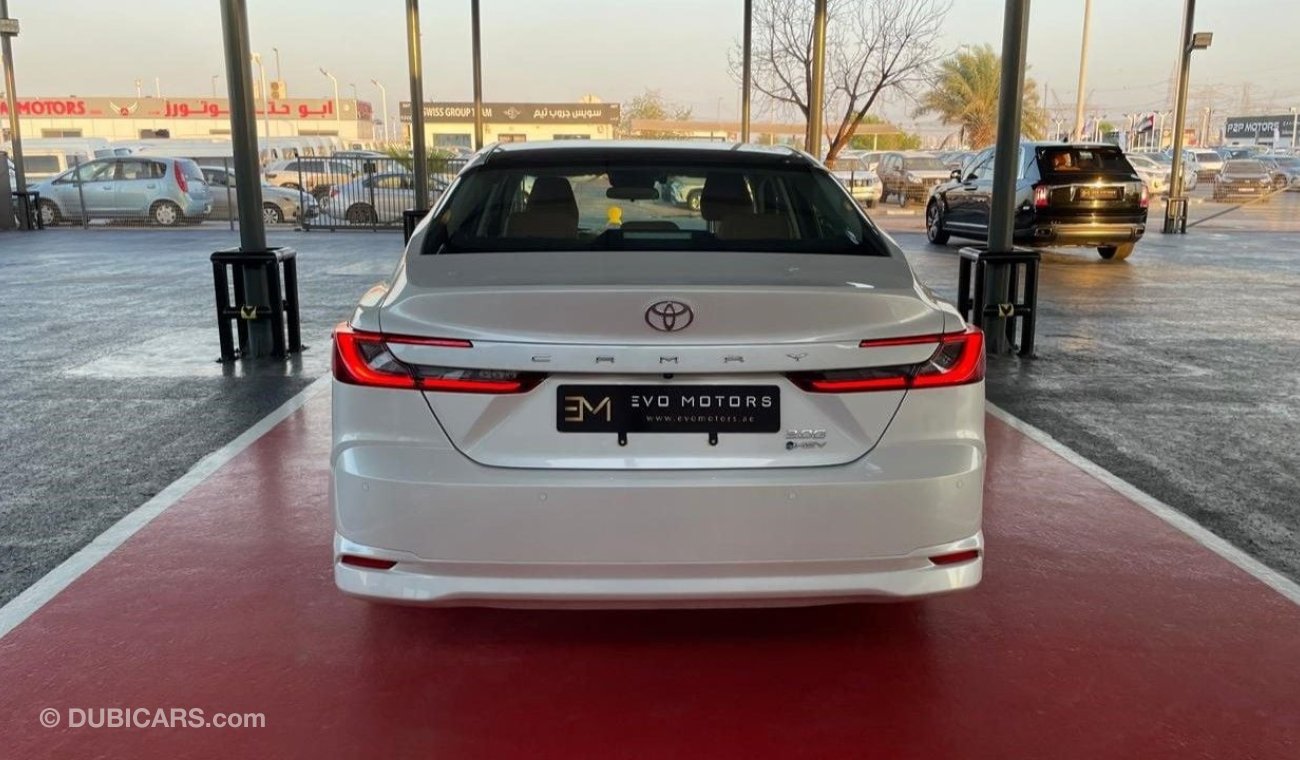 Toyota Camry Full Option 2.0 G HEV*Head Up Display*Panorama Roof*Radar