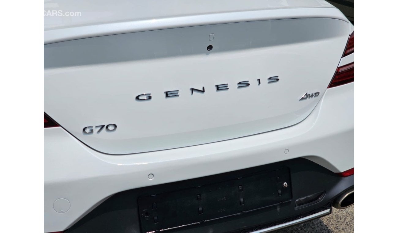 Genesis G70