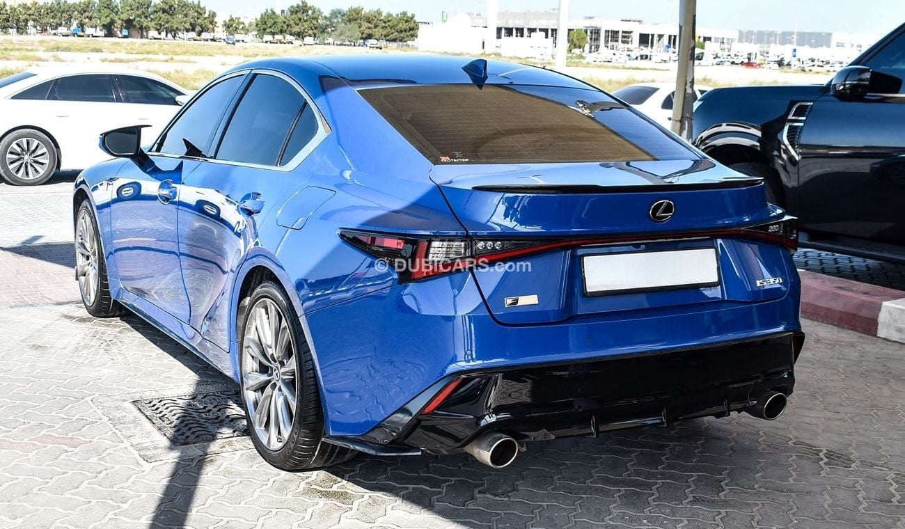 لكزس IS 350 F Sport