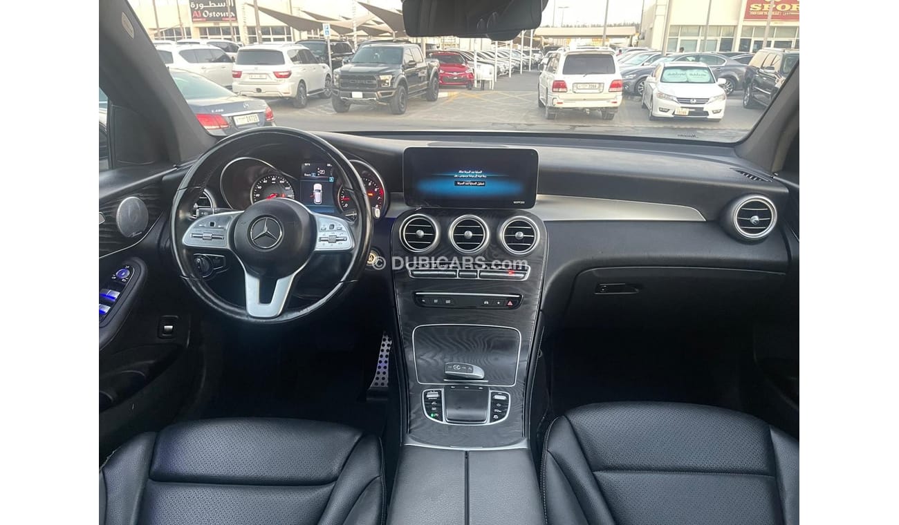 مرسيدس بنز GLC 350 Mercedes GLC300 _American_2020_Excellent Condition _Full option