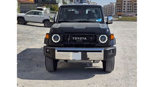 Toyota Land Cruiser 70 VXR 4.0L (5 Door)